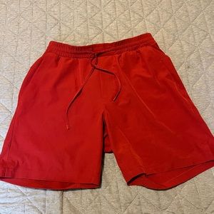 Lululemon Chanel Cross 7”